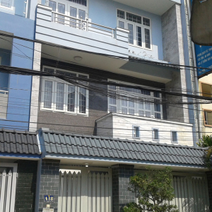 Nh&agrave; Phố A18 KDC K82