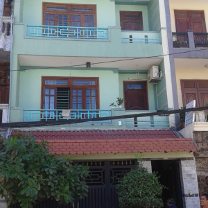 Nh&agrave; Phố Chị Diệp